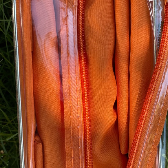 Orange color Queen size 4PCS bed sheets set, deep pocket - Picture 2 of 3